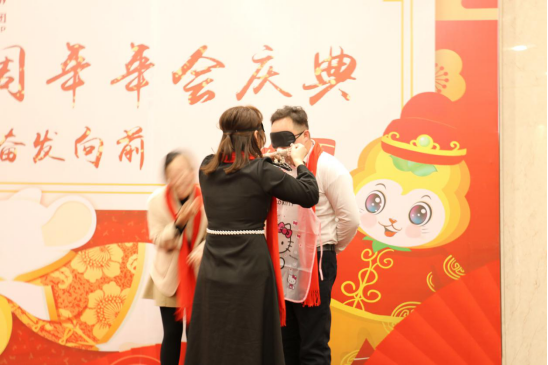 葫蘆娃集團(tuán)八周年慶典，共譜華章，精彩不落幕！1546.png